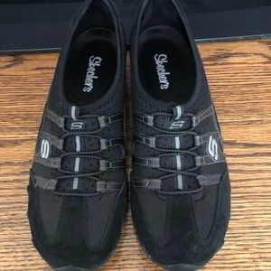 Black Skechers